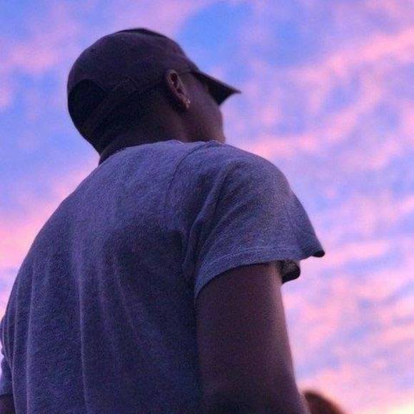 Profile Picture of Keenon Myers (@keenonmyers28) on Poshmark