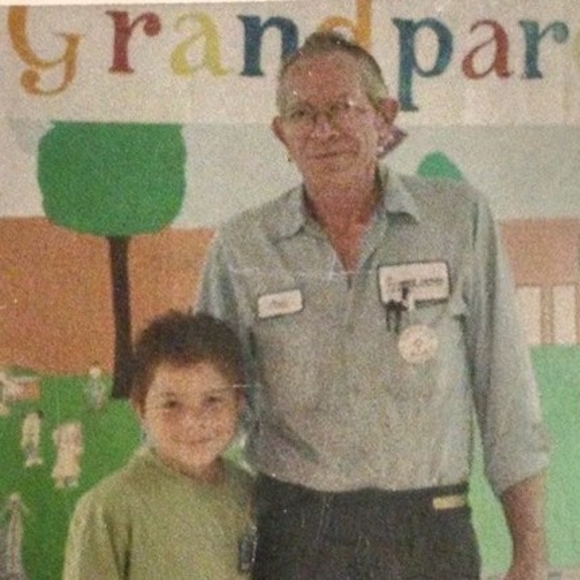 Profile Picture of Cory Bendele (@corybendele) on Poshmark