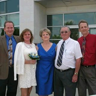 Profile Picture of Kenneth Ray (@kenneth.ray.3720) on Facebook