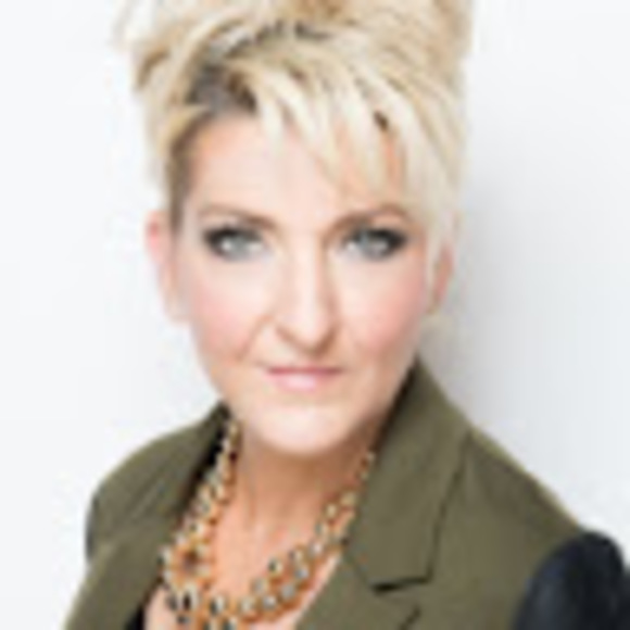 Profile Picture of Mandy Bilous (@mandybilous) on Poshmark