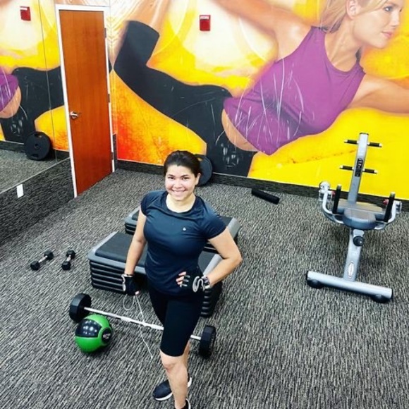 Profile Picture of Shirley García camargo (@shirley931206) on Poshmark