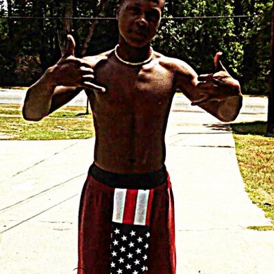 Profile Picture of Kenneth Cotton (@KermitFreakTeaM) on Twitter
