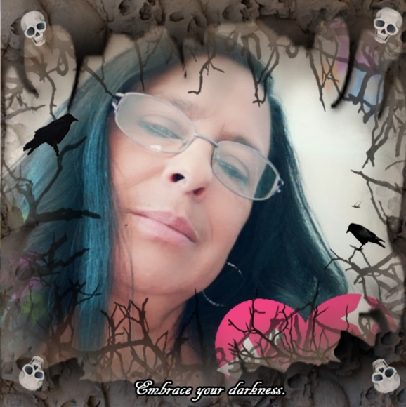 Profile Picture of Elaine Guardiola sample (@elaine48) on Poshmark