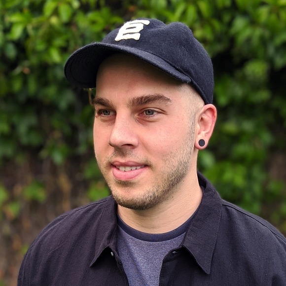 Profile Picture of Mark Peck (@doodlemarks) on Poshmark