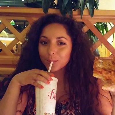 Profile Picture of Valerie Gonzales (@joyfullyval) on Twitter