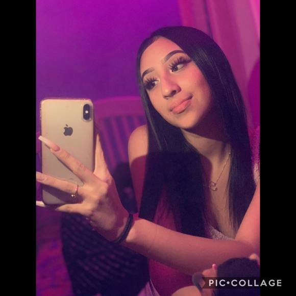 Profile Picture of Sol Perez (@perezsol856) on Poshmark