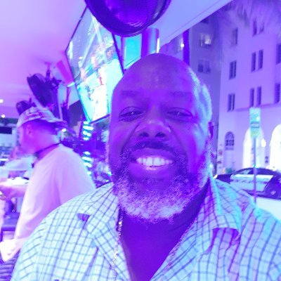 Profile Picture of Walter Harrell (@WalterHarrell14) on Twitter