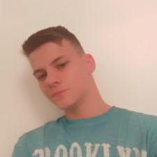 Profile Picture of Samuel Fenwick (@MilkBottle21) on Twitter