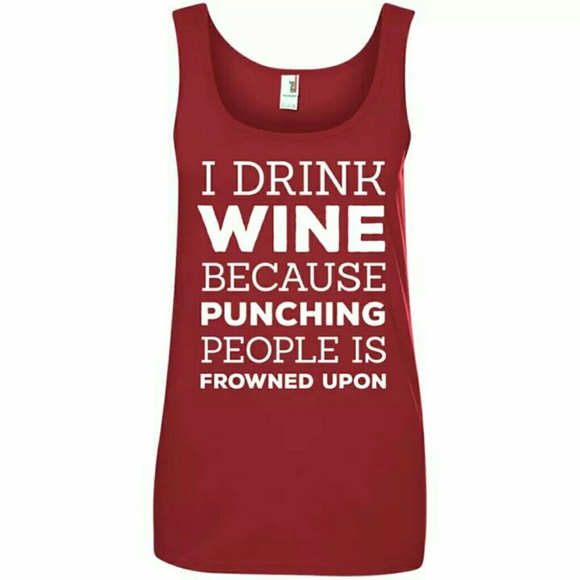 Profile Picture of Brenda Britos (@redheadluvswine) on Poshmark