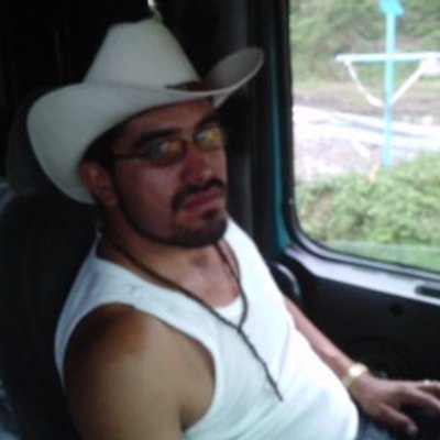Profile Picture of Julio Cesar Landeros (@mferlan22) on Twitter
