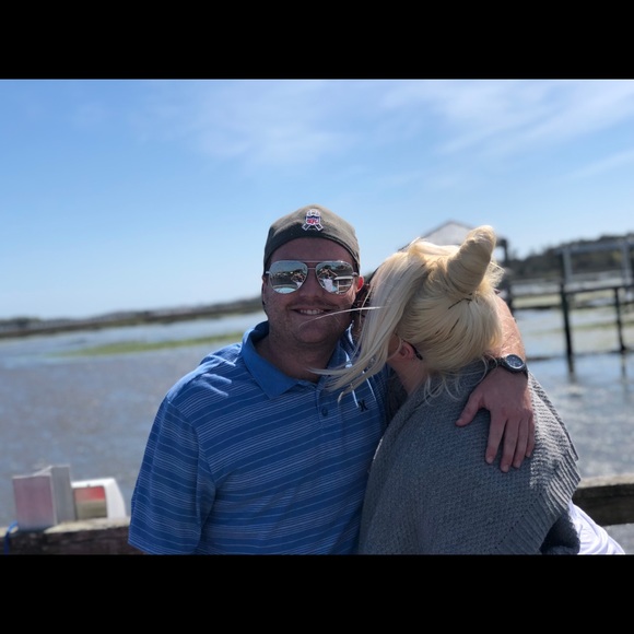 Profile Picture of Madison Maness (@madd1800) on Poshmark
