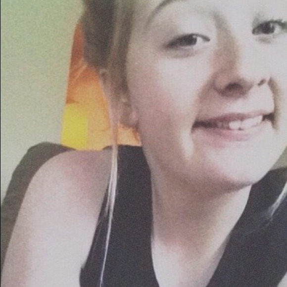 Profile Picture of Ally Treder (@allykaytreder) on Poshmark