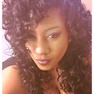 Profile Picture of Allison Bennett (@Masterpiece_22) on Twitter