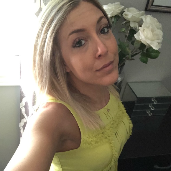 Profile Picture of Justine Beauchamp (@jlbeaucha) on Poshmark
