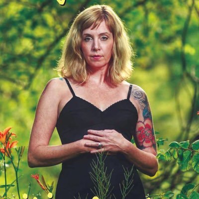 Profile Picture of Lora Pendleton (@LoraPendleton) on Twitter