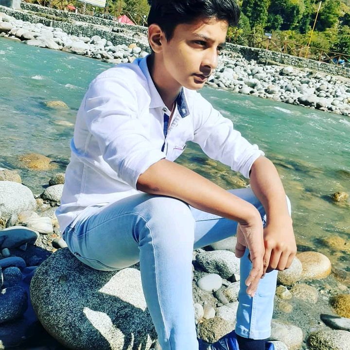 Profile Picture of Kunal Malik (@naveenmalik85) on Tiktok