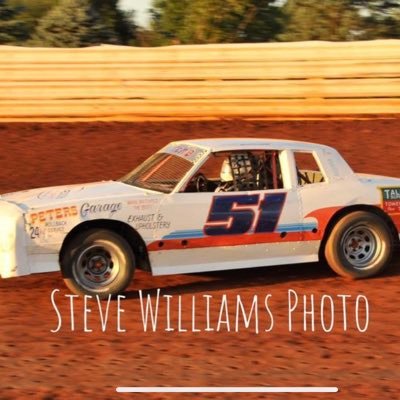 Profile Picture of Ian Whitcomb (@IanWhitcomb3) on Twitter