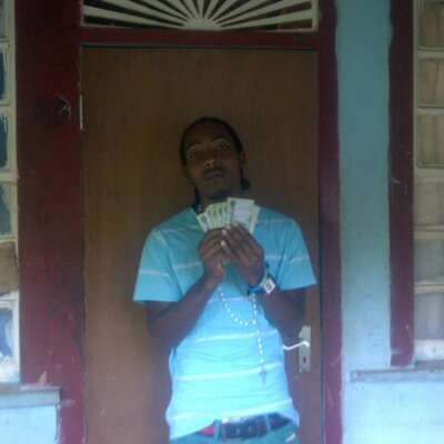 Profile Picture of Dwayne Mcnair (@bugatti_11833) on Twitter