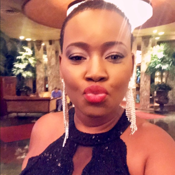 Profile Picture of Illain Illaire (@kendillair25) on Poshmark