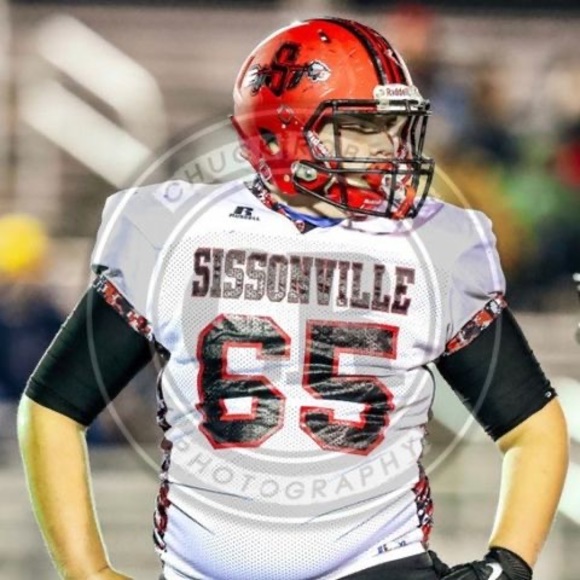 Profile Picture of Hunter Chapman (@hunterchapman65) on Poshmark