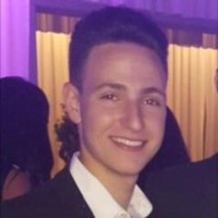 Profile Picture of david vainer (@daveman96) on Twitter