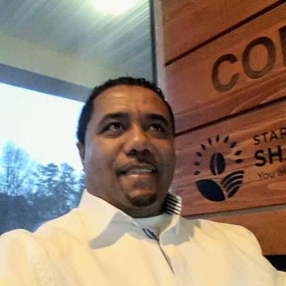 Profile Picture of Asteway Anteneh (@asteway22) on Poshmark
