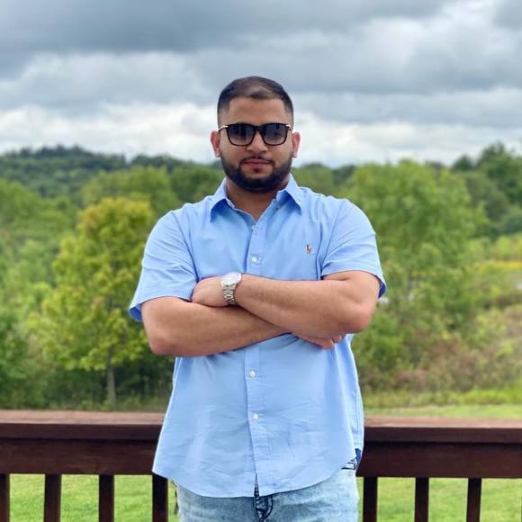 Profile Picture of Waleed Khalid (@waleednyc) on Poshmark