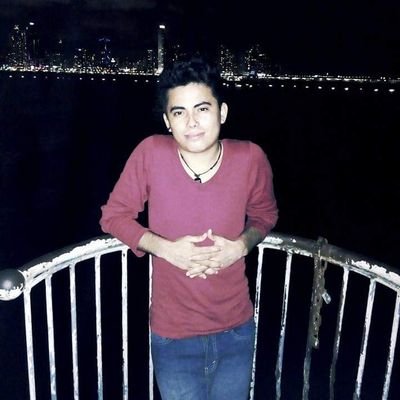 Profile Picture of Carlos Quinteros (@AlbertNewIdeas) on Twitter