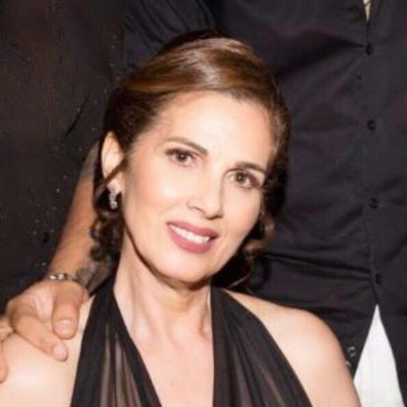 Profile Picture of Paula Almonte (@paulaalmonte) on Poshmark