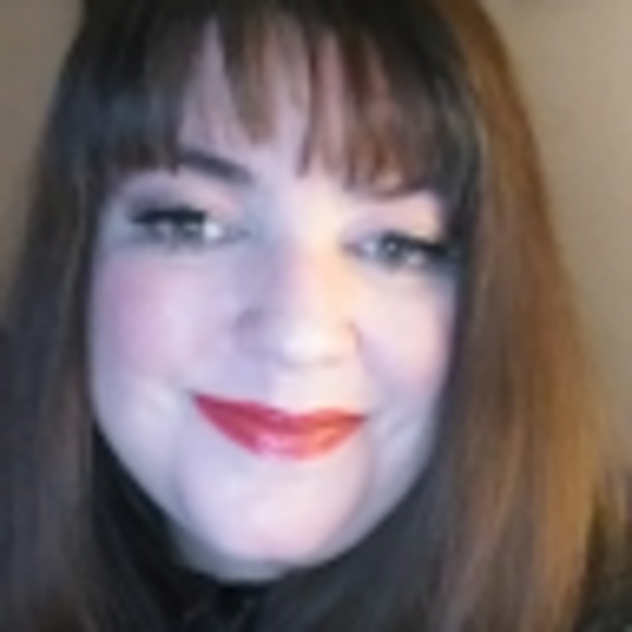 Profile Picture of Mlissa Rodgers (@rodgersmlissa) on Poshmark