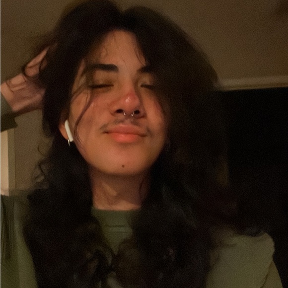 Profile Picture of Marcos Manzano (@marcos_manzano) on Poshmark