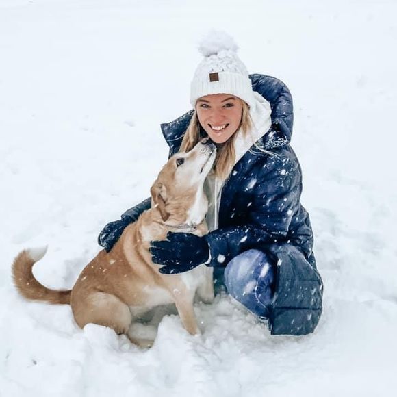 Profile Picture of Jen Nowicki (@nowickij14) on Poshmark