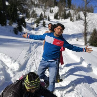 Profile Picture of Vineet Choudhary (@VineetC09194077) on Twitter