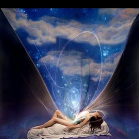 Profile Picture of Renascer da Luz (@sheilalohan) on Pinterest