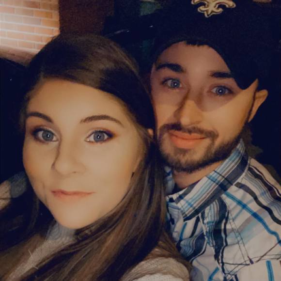 Katie Clouatre - Poshmark Profile Picture of Katie Clouatre (@clouatre1013) on Poshmark