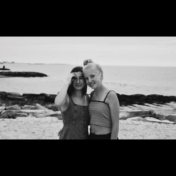 Profile Picture of Meghan Deeley (@mdeels) on Poshmark