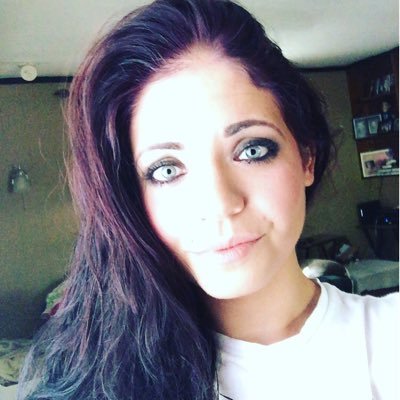 Profile Picture of Beth Anne Carlton (@bethannec13) on Twitter