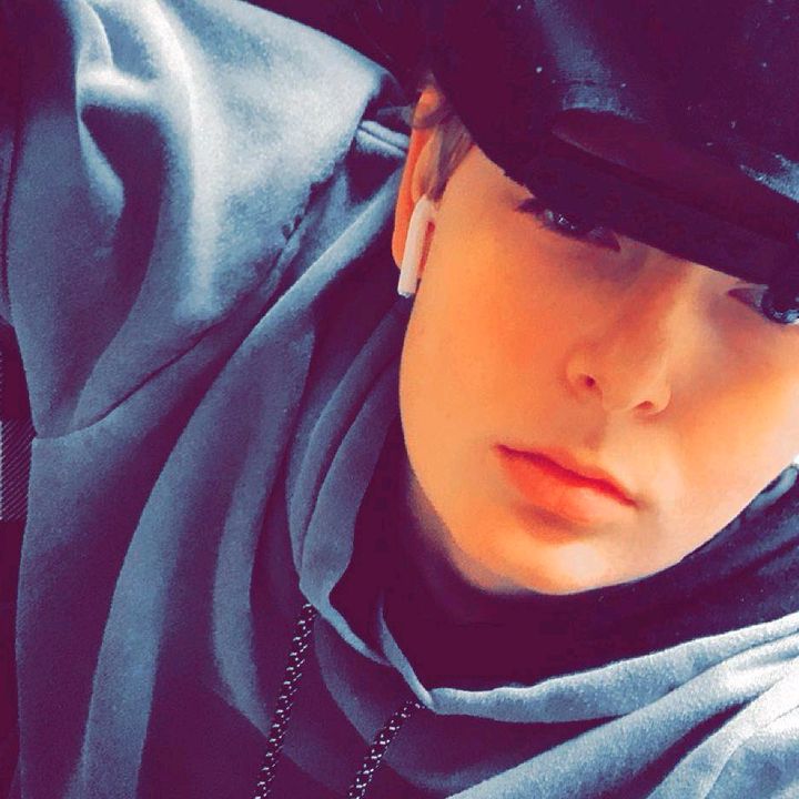 Alex - Tiktok Profile Picture of Alex (@alexanderpack) on Tiktok