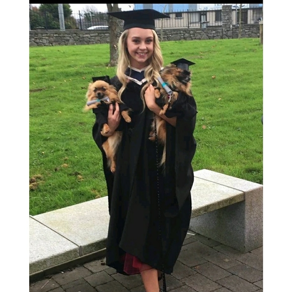 Profile Picture of Shannon Shalvey (@shannonshalvey) on Poshmark