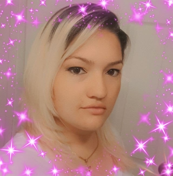 Profile Picture of Yanelis Paneque (@yanelispd37) on Poshmark