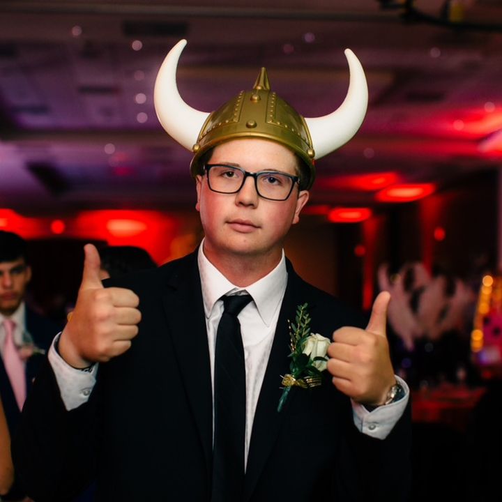 Profile Picture of Scott Mendez (@scott_mendez) on Tiktok