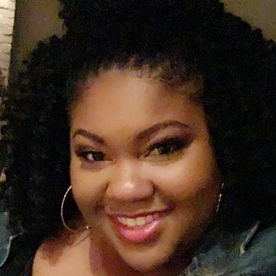 Profile Picture of Paula Crawford (@PLUSsize_QT) on Twitter