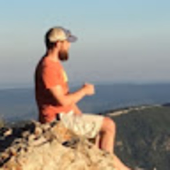 Profile Picture of Rob Fillmann (@rfillguy) on Poshmark