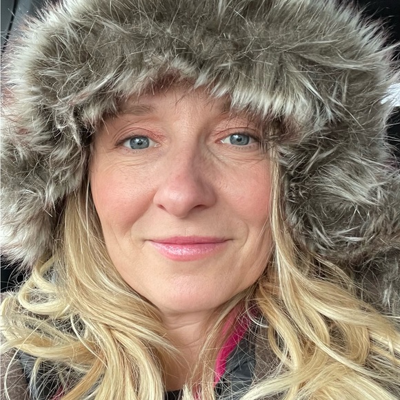 Profile Picture of Justina Reichelt (@justinareichelt) on Poshmark
