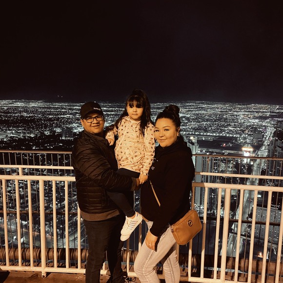 Profile Picture of Vianeth Zavala (@vialip) on Poshmark