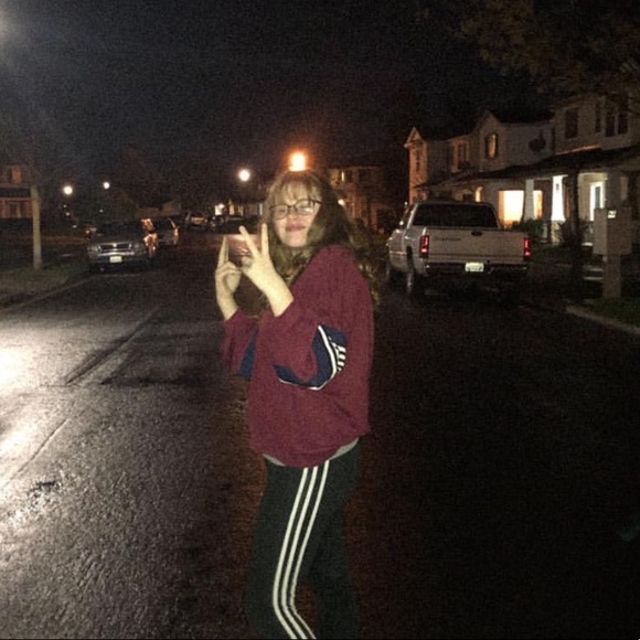 Profile Picture of Madison Macdowell (@maddie_claire06) on Poshmark