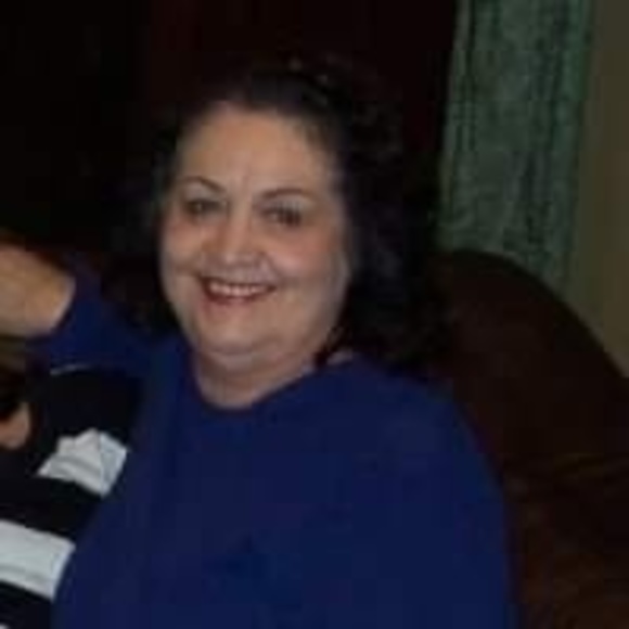 Profile Picture of Pamela Dixon (@dixonpamela77) on Poshmark