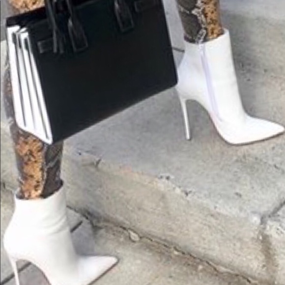 Profile Picture of Fashion Passion (@tgause59) on Poshmark