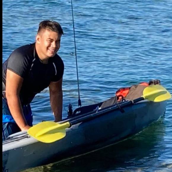 Profile Picture of Alexander Straus-fausto (@alexanderstraus) on Poshmark