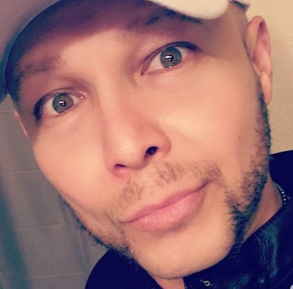 Profile Picture of Juan Victor (@juan_victor) on Poshmark
